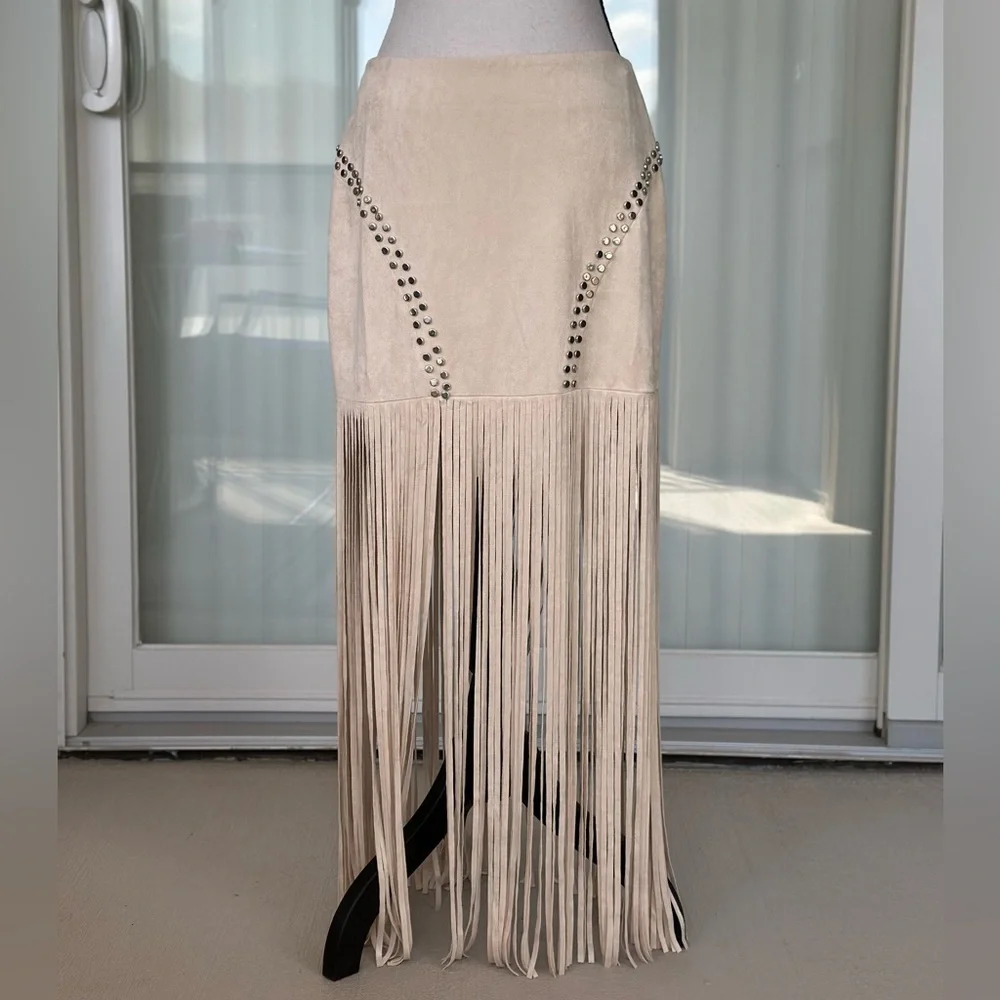 Vocal Cream Fringe Studded Skirt - Picture 6 of 12
